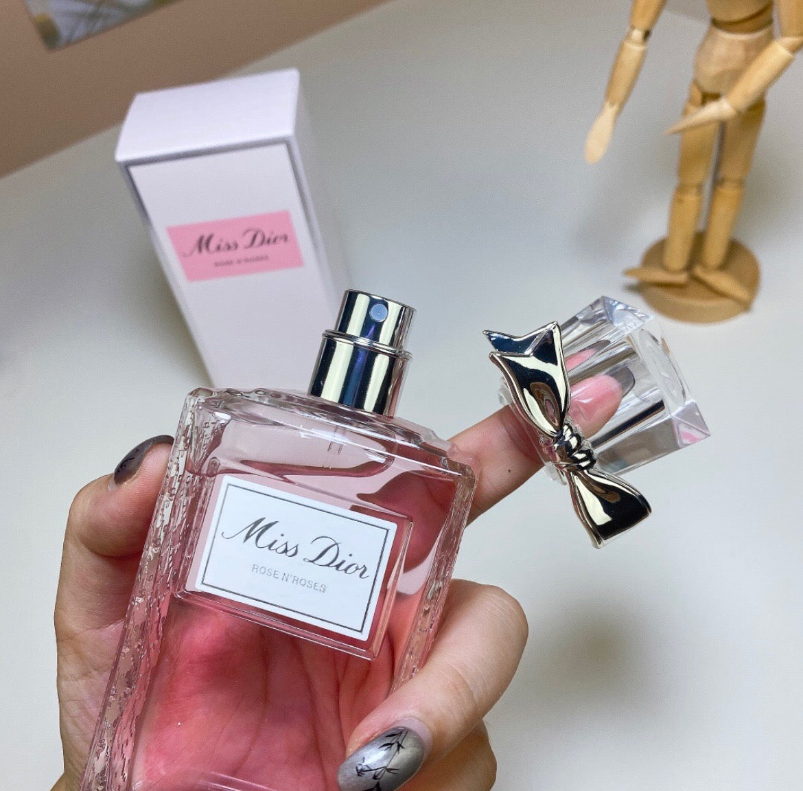 Luxury Roses Perfume Fragrance