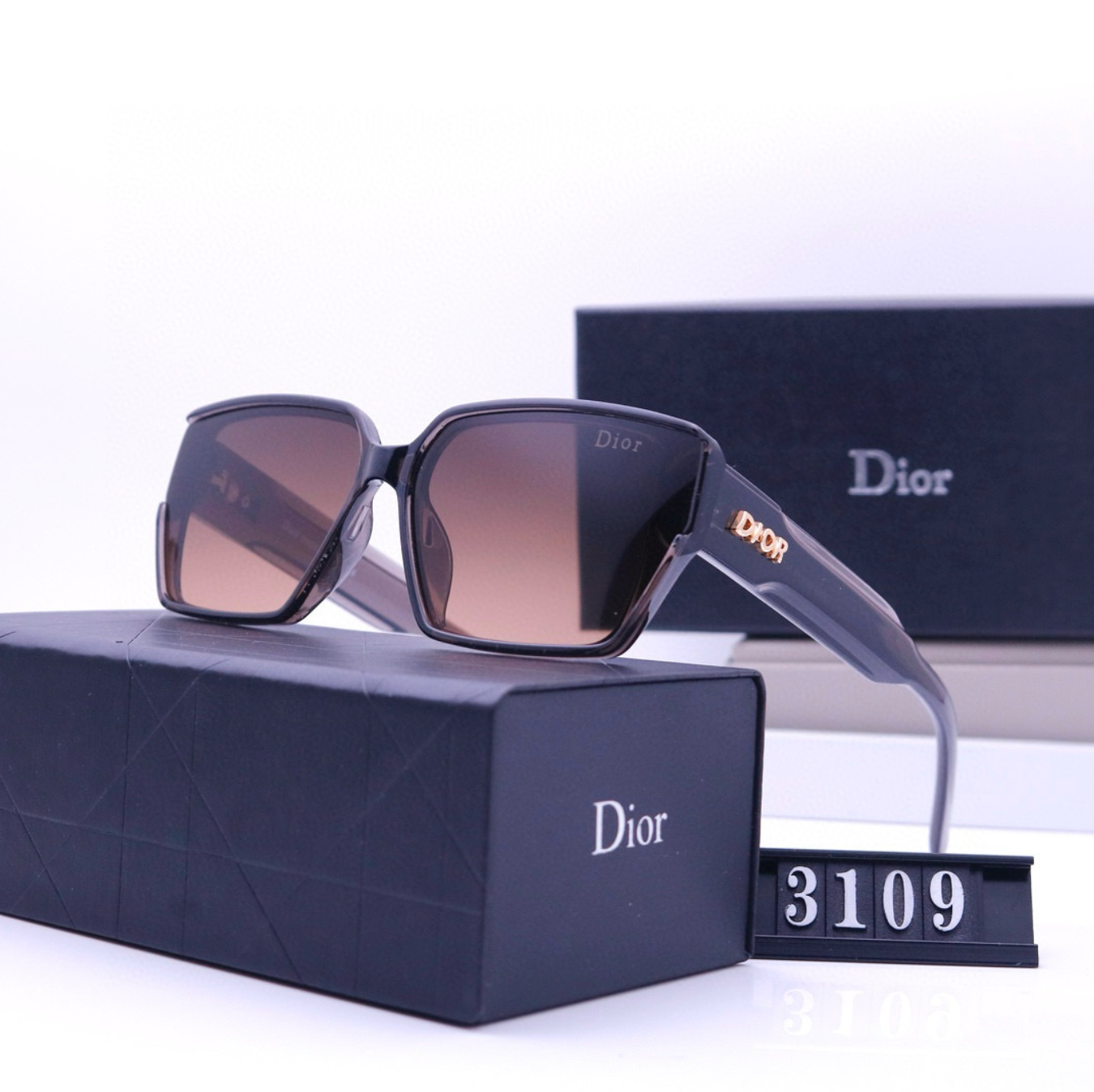 Luxury D Print Toned Sunglasses