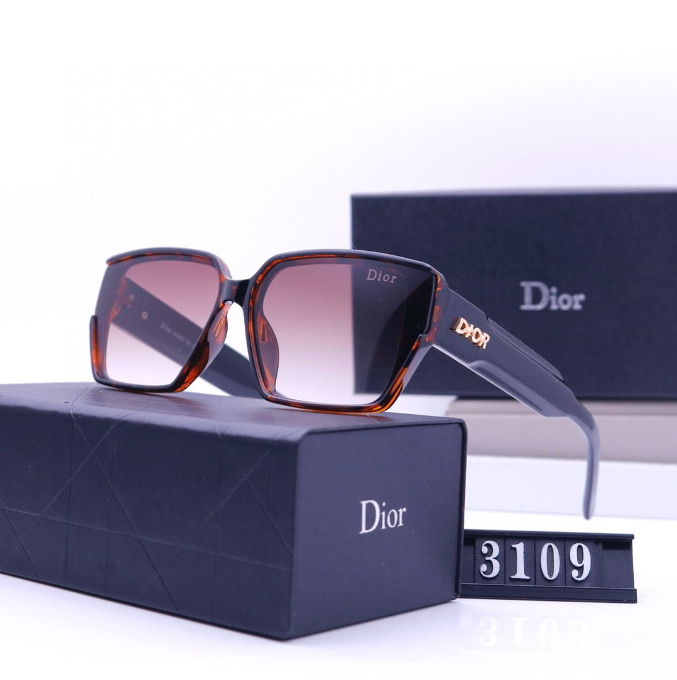 Luxury D Print Toned Sunglasses