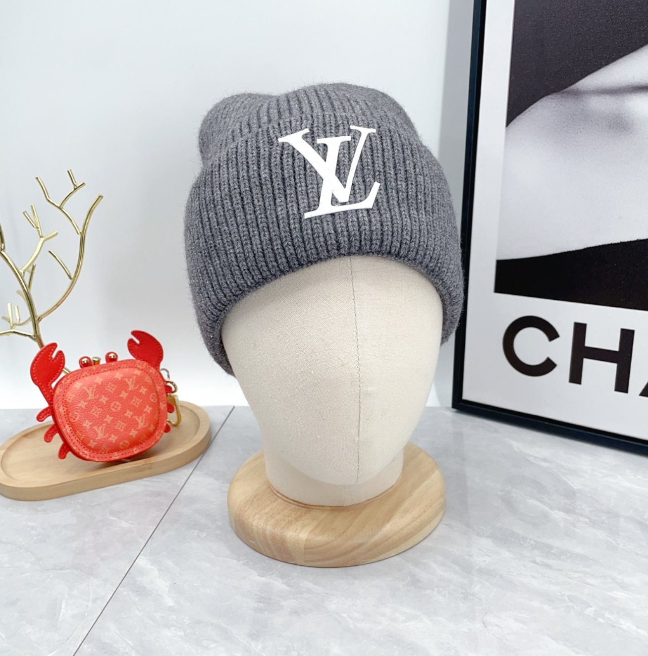 Luxury Wolf Grey Fashion Beanie