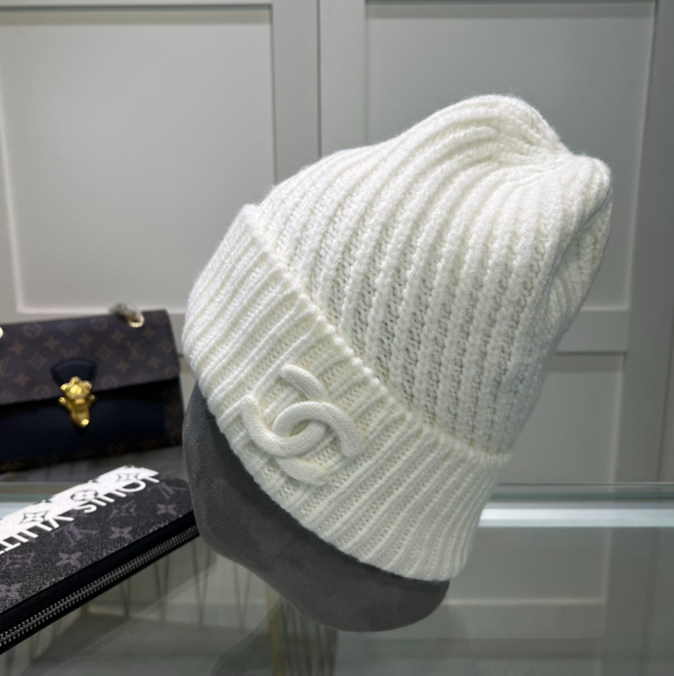 Luxury Snow White Fashion Beanie