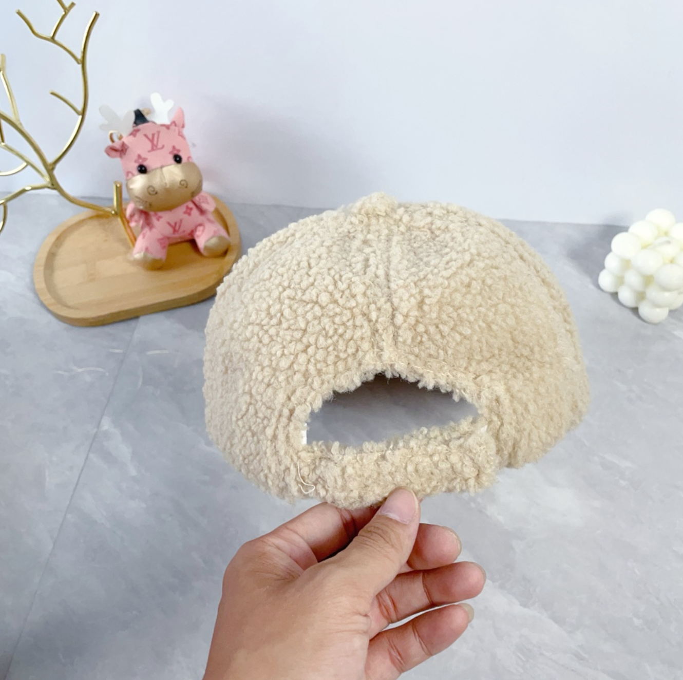 Fuzzy Fashion Luxury Light Creme Hat