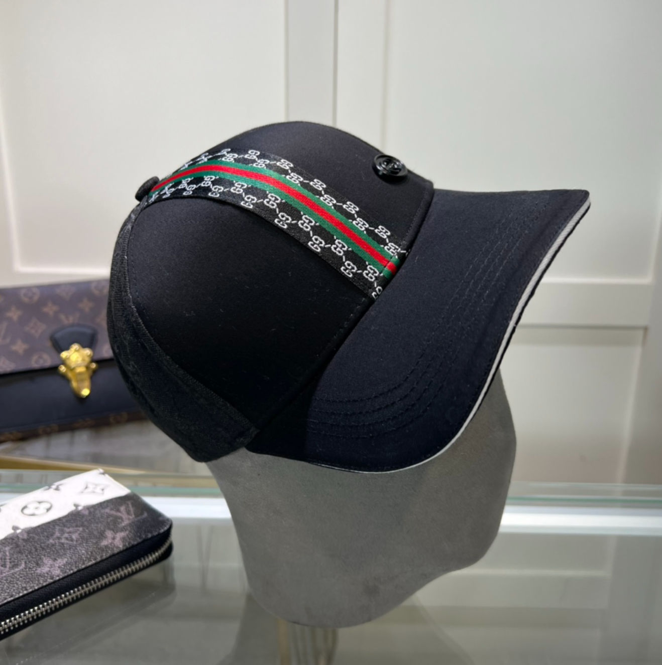 Unique Fashion Black Luxury Stripe Hat