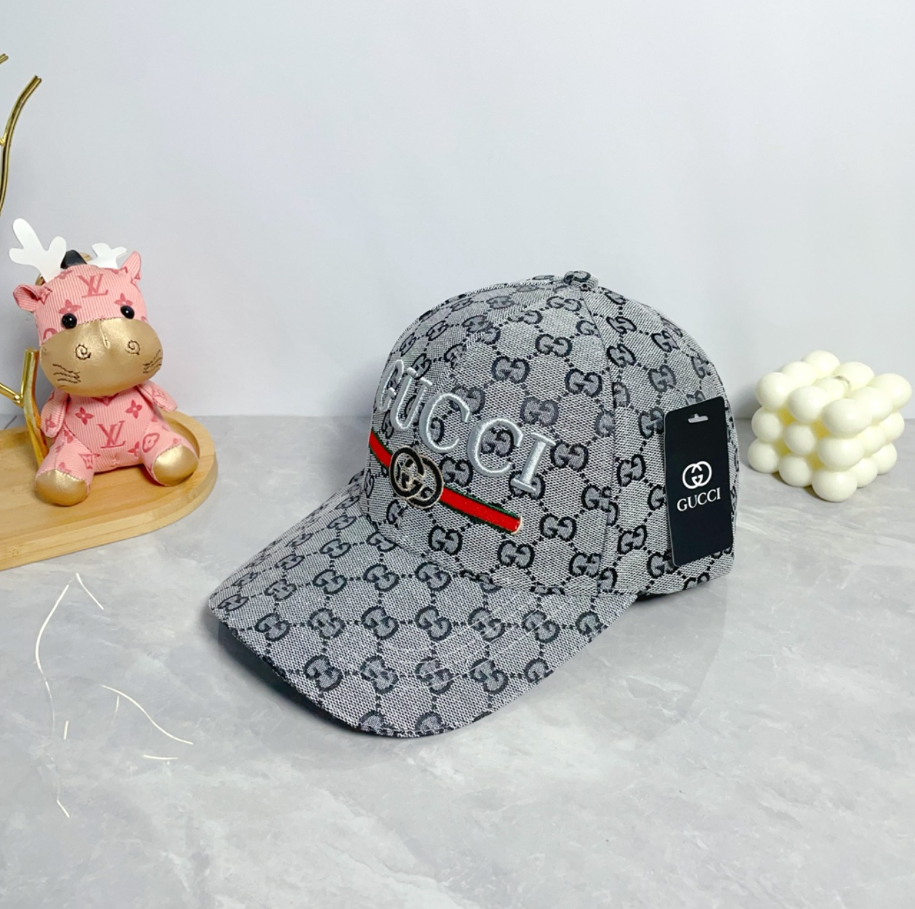 Classic Wolf Grey Fashion G Design Hat