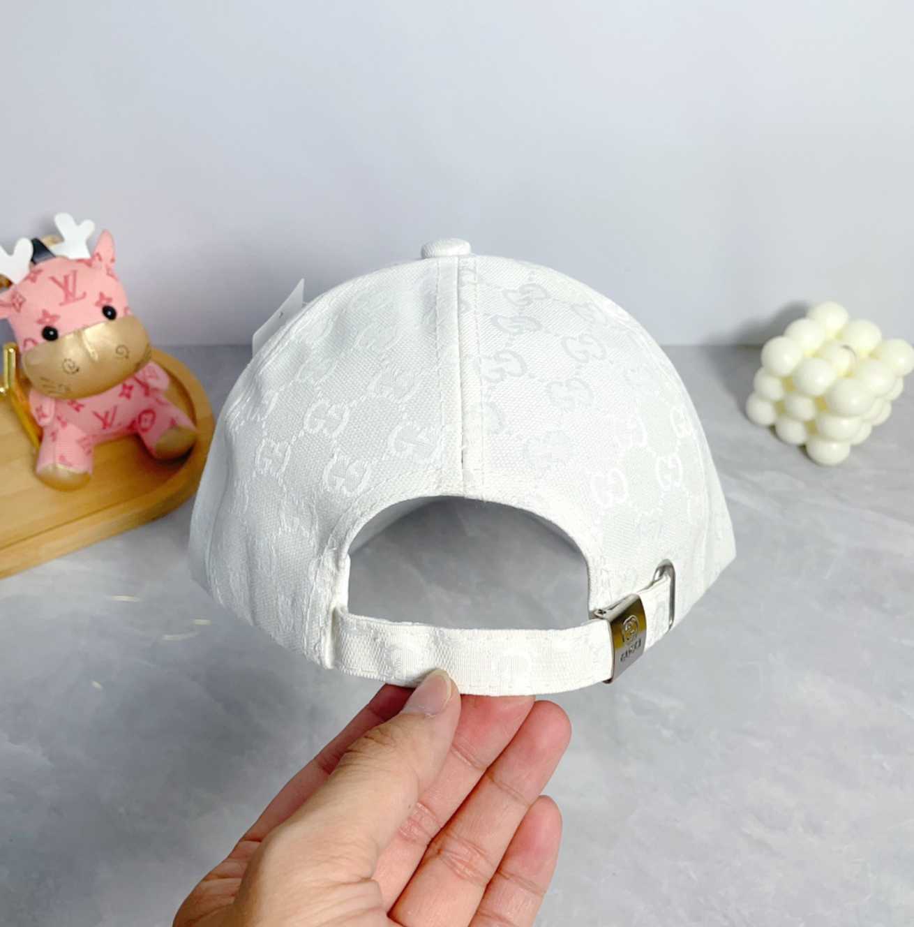 Snow White Fashion G Design Hat