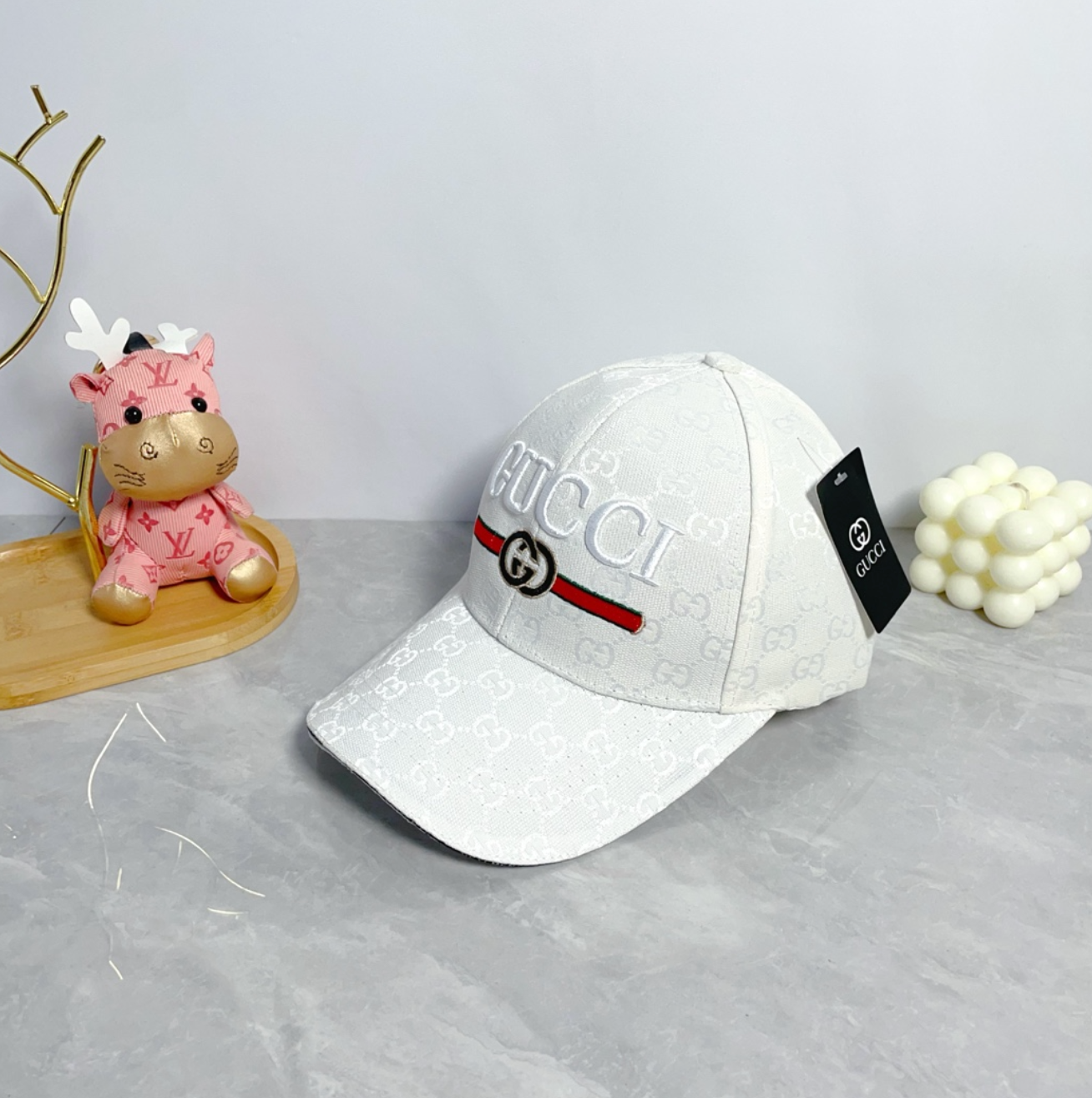 Snow White Fashion G Design Hat