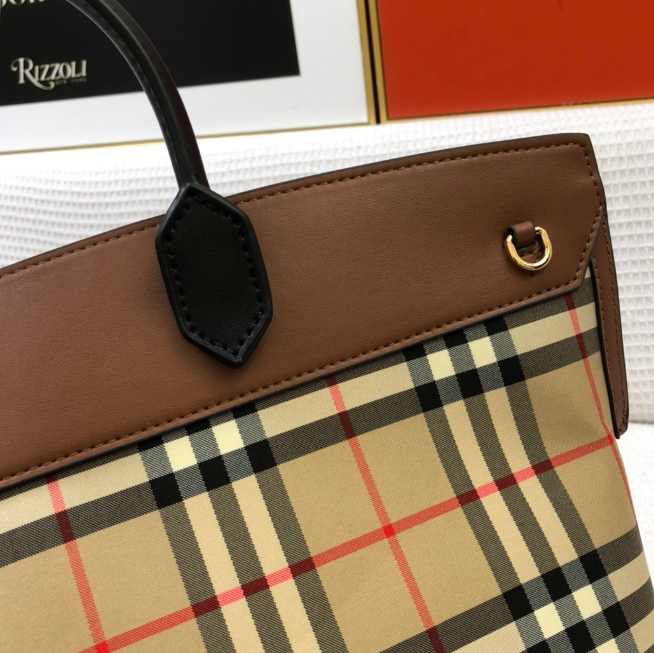 Classic Coffee Stripe Design Fashion Handbag