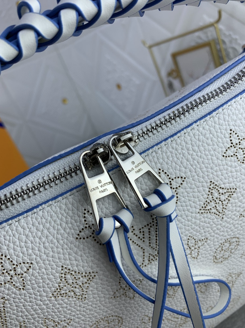 Unique Cool Blue Charm Print Fashion Handbag