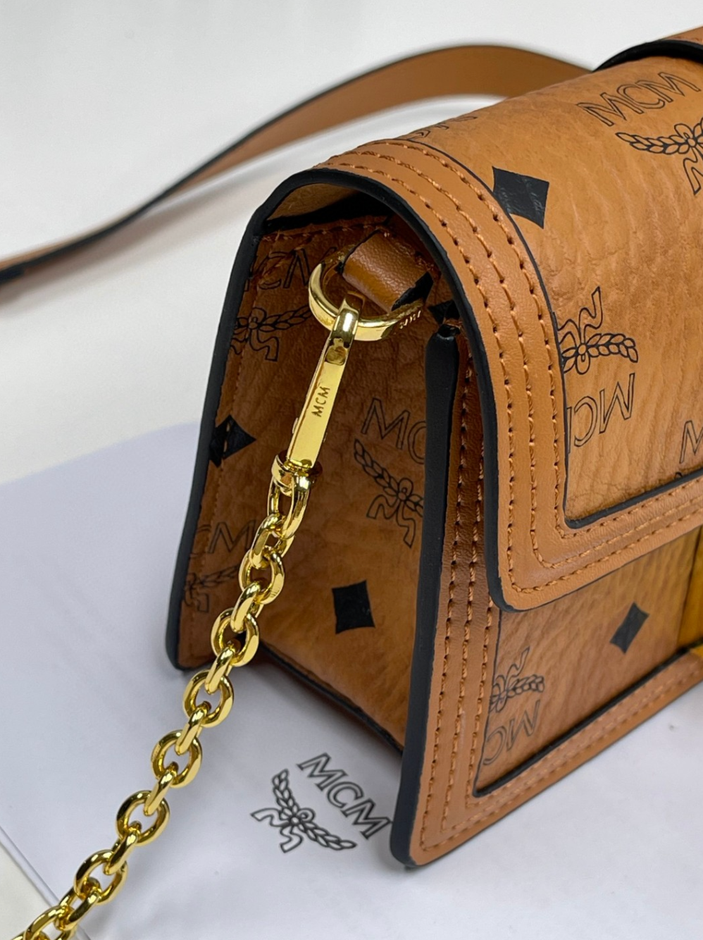 Unique Tan Charm Print Fashion Handbag