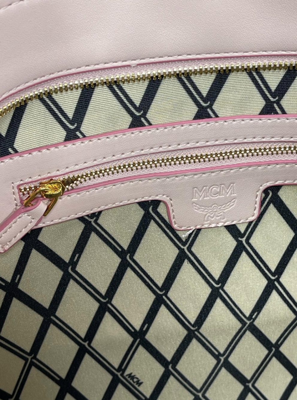 Unique Light Pink Leather Charm Print Fashion Handbag