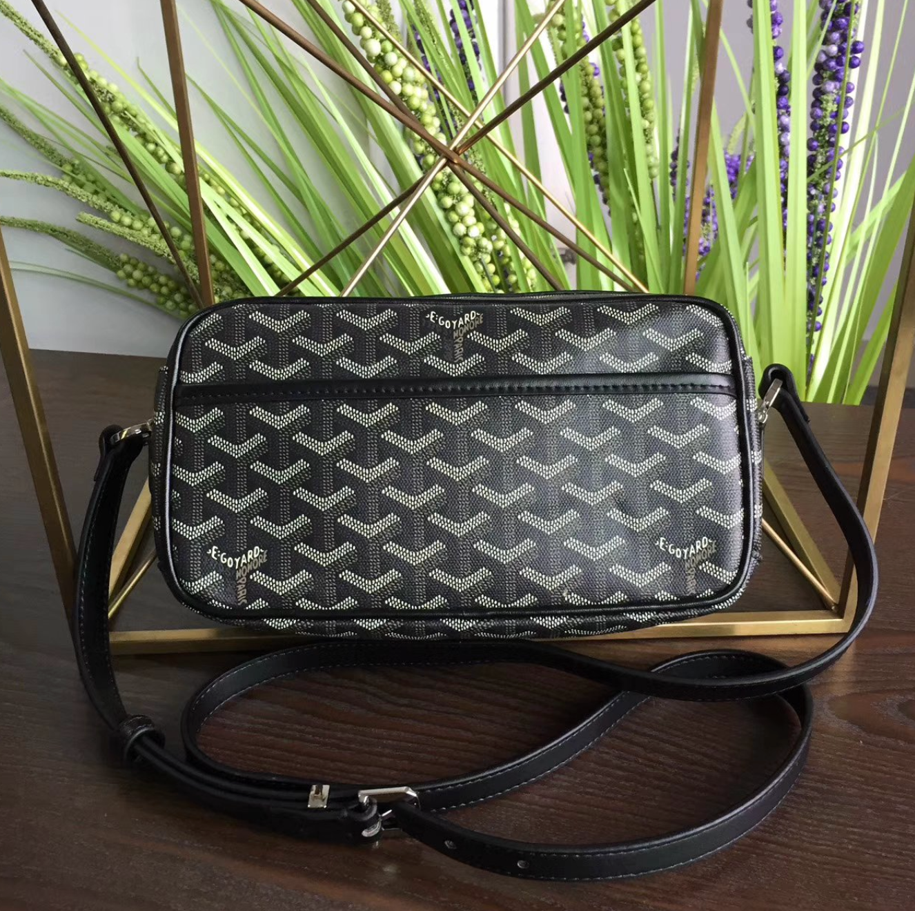 Unique Arrow Charm Print Fashion Handbag