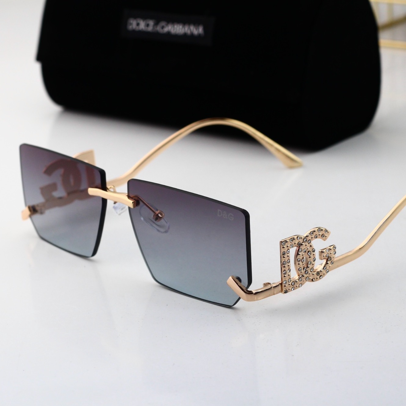 Luxury Gold Edge Shaded Fashion Sunglasses