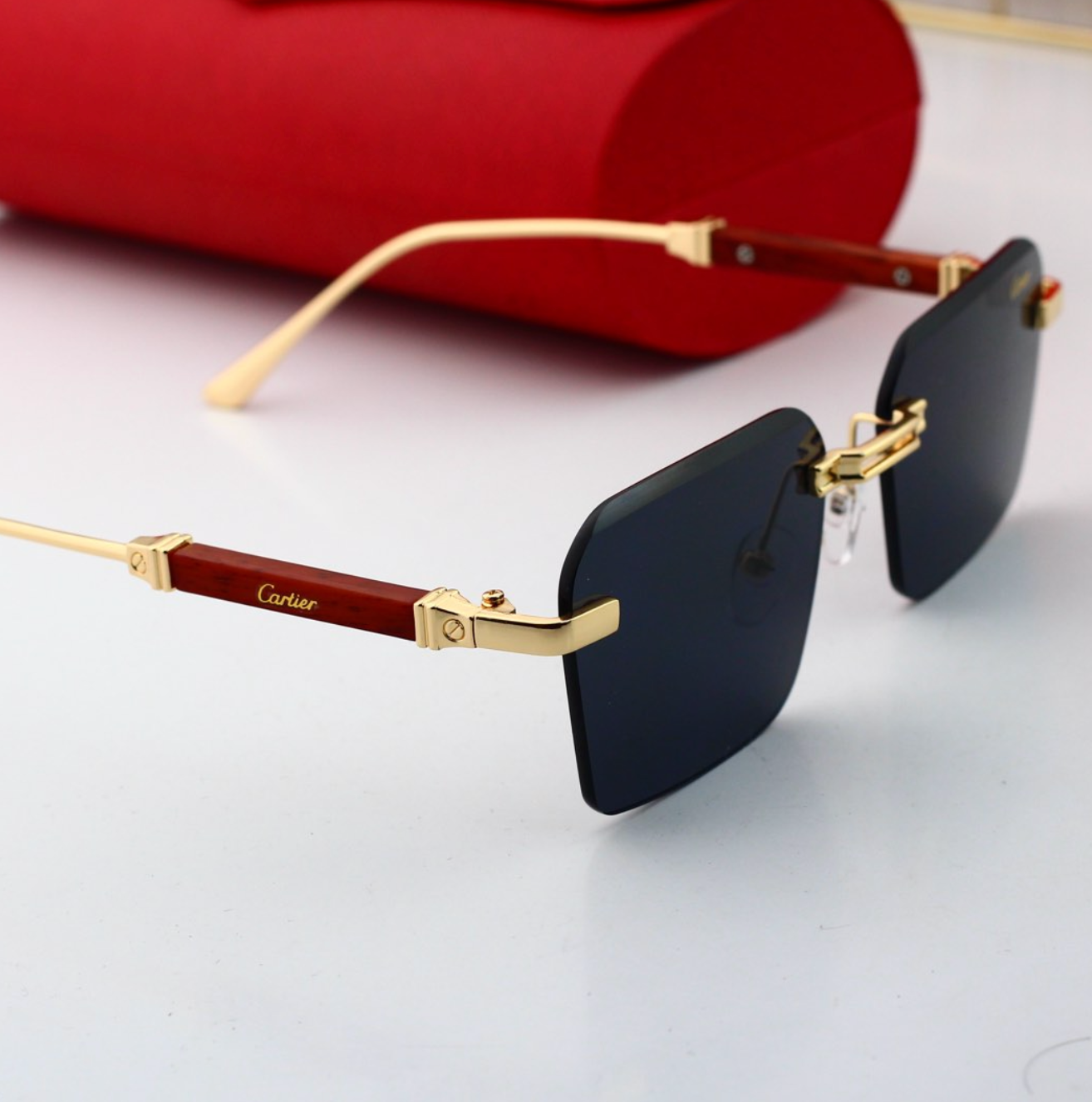 Luxury Gold Finish Fashion Sunglasses