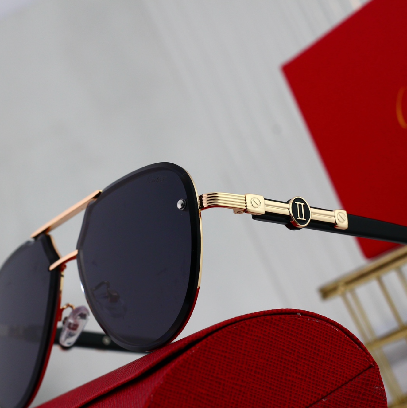 Luxury Golden Hatch Fashion Sunglasses