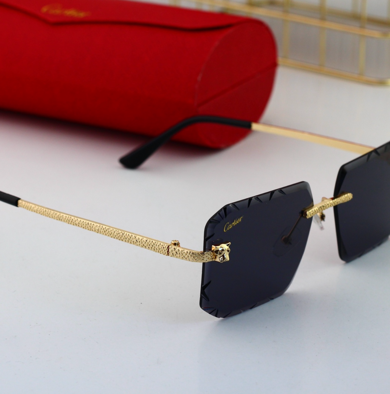 Luxury Gold Trimming Fashion Sunglasses