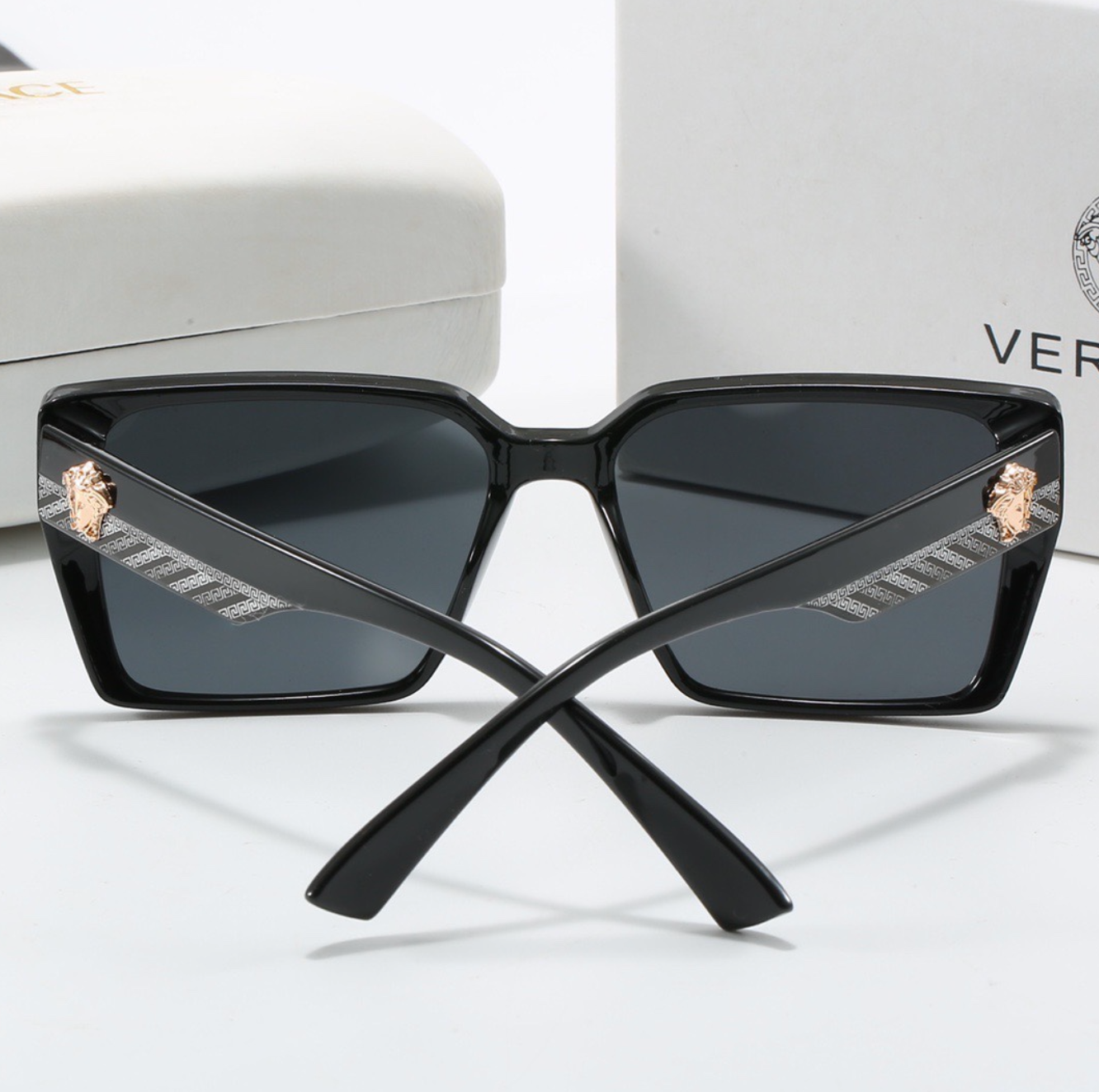 Luxury Medusa Charm Fashion Sunglasses