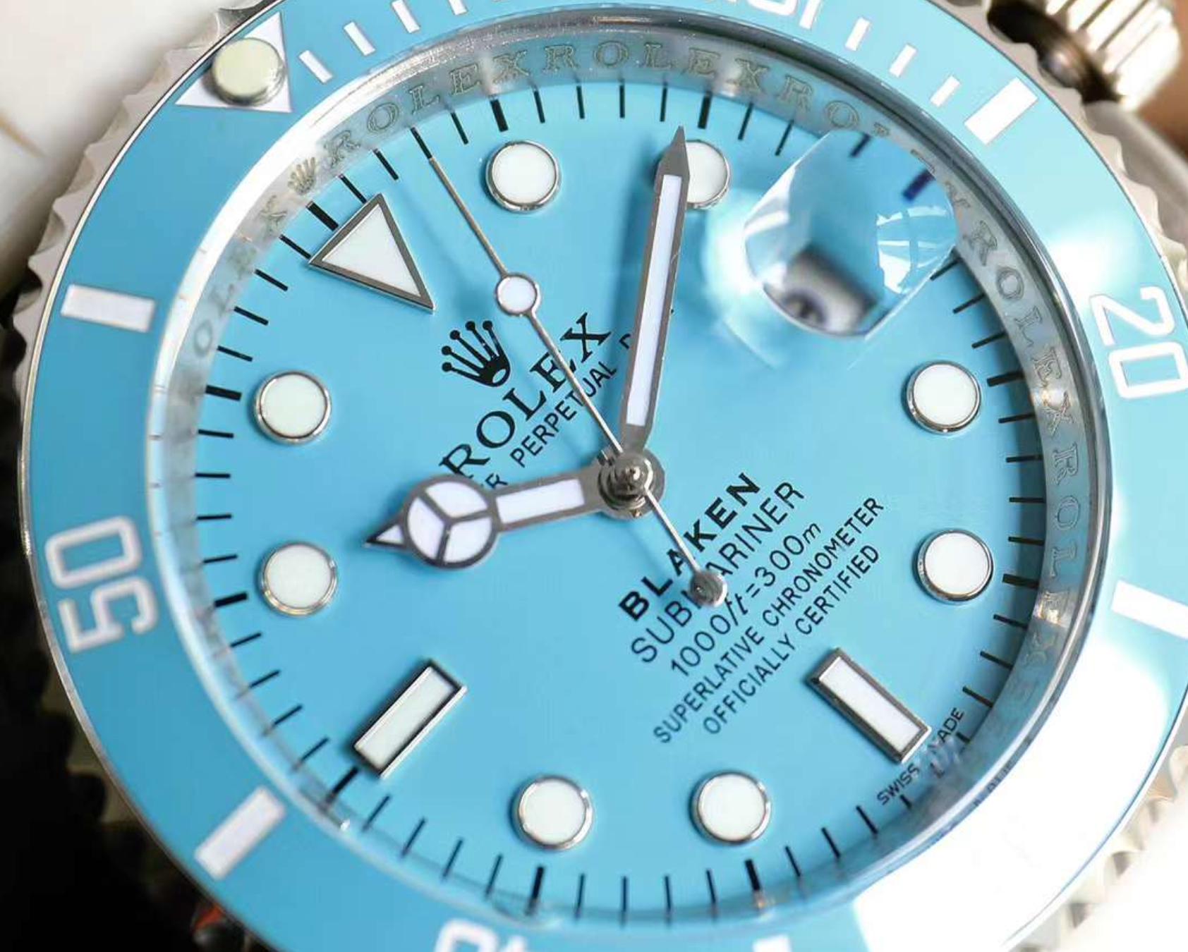 Luxury Turquoise Base Fashion Watch