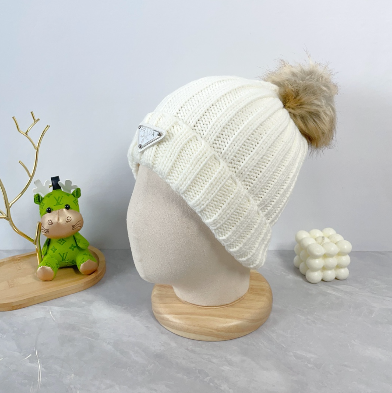 Luxury Winter White Fashion Beanie