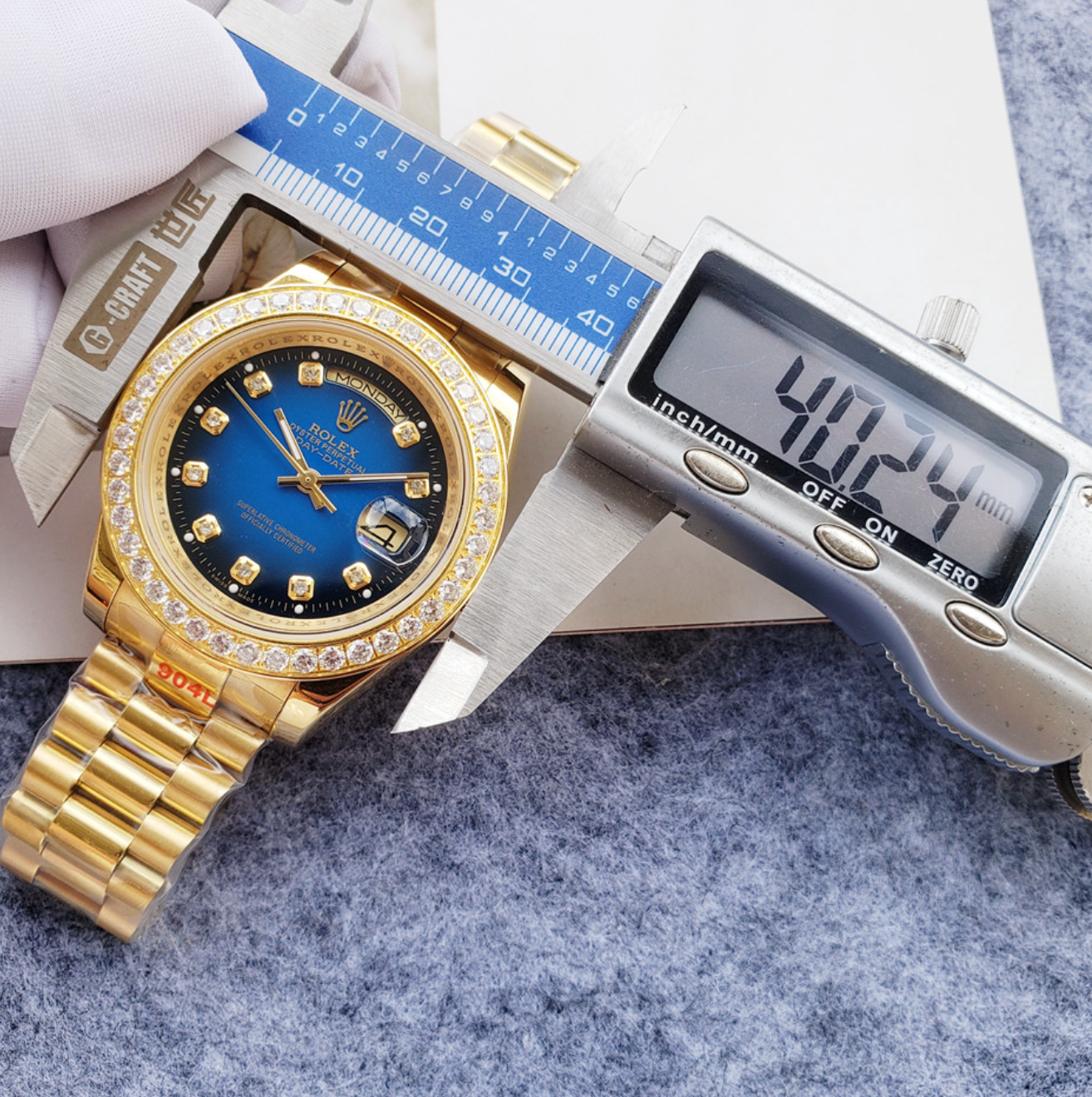 Luxury Royal Blue Tone Fashion Watch