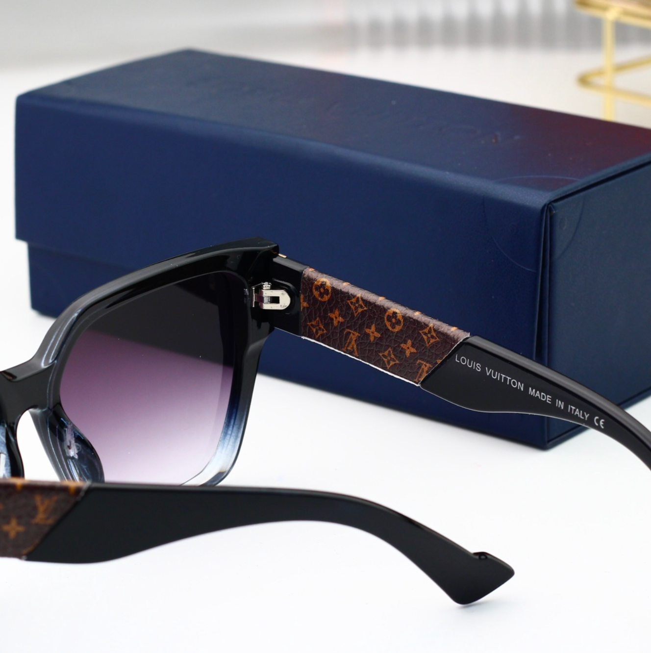 Luxury Charm Pattern Fashion Sunglasses